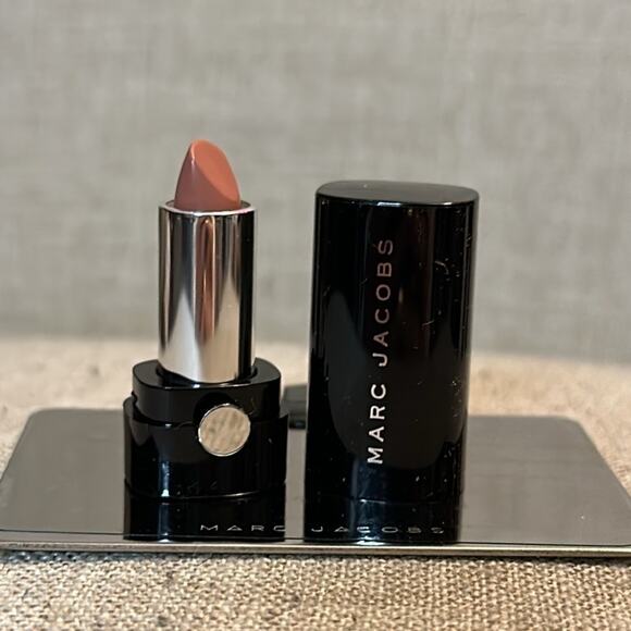 β¨π Marc Jacobs Red Patent Leather Red Crossbody & Make Up Bundle Set; New! πβ¨ - Picture 10 of 11